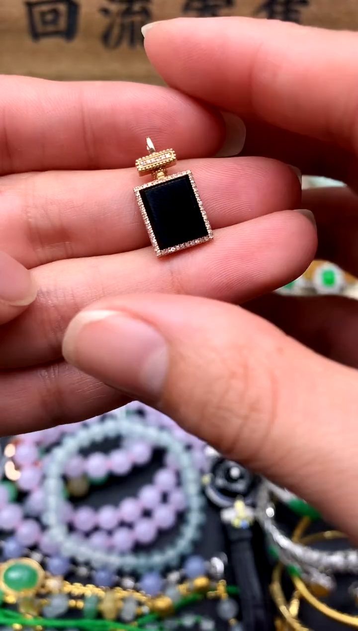 【闪购商品】翡翠颈饰18K金镶嵌219-中国好珍宝