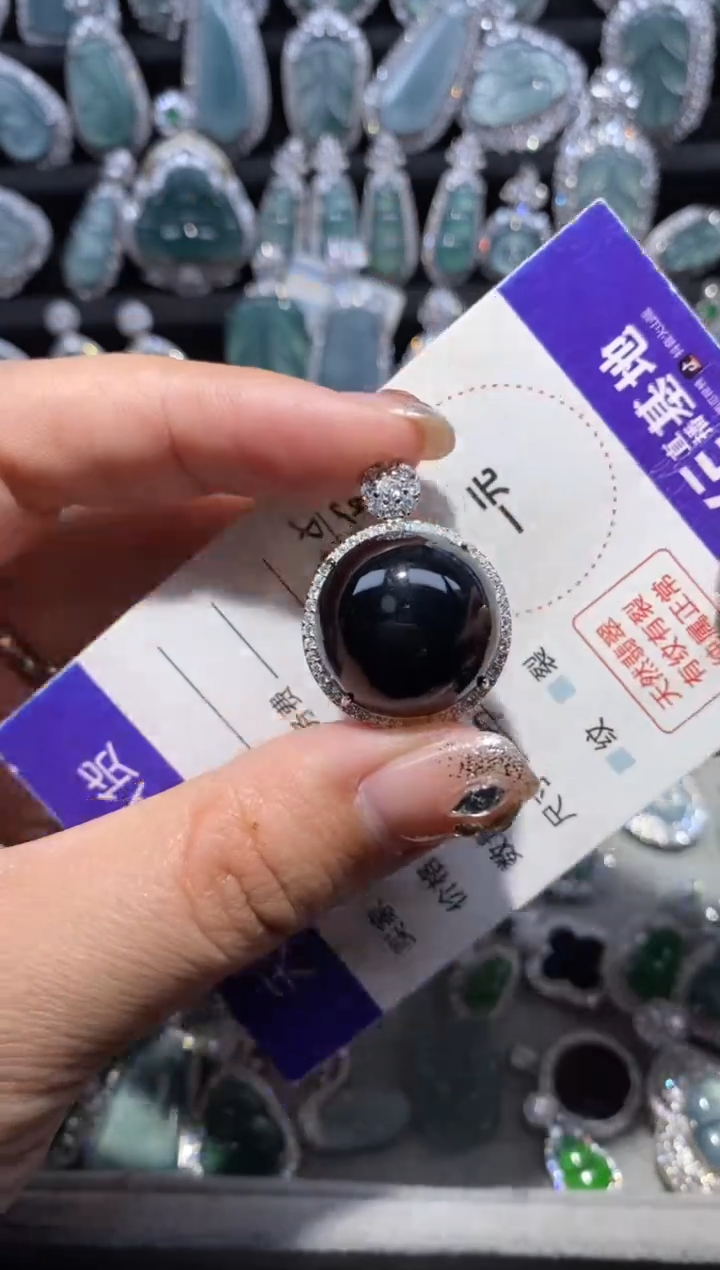 【闪购商品】翡翠颈饰未镶嵌翡翠