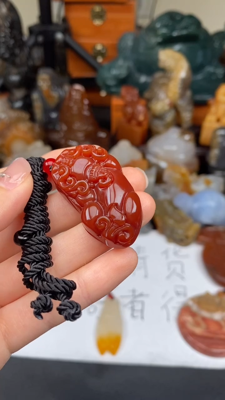 玛瑙/玉髓颈饰未镶嵌AA