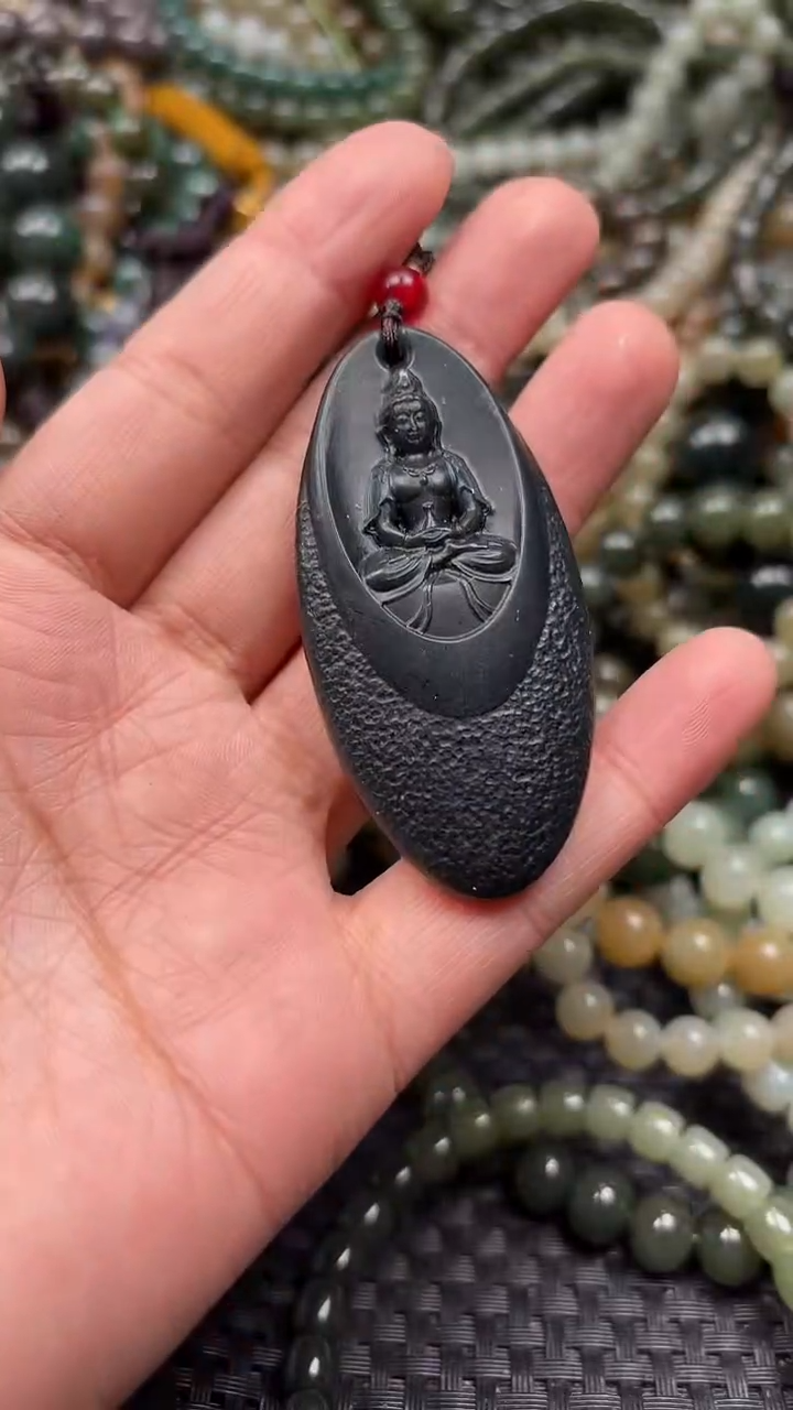 颈饰未镶嵌和田玉1