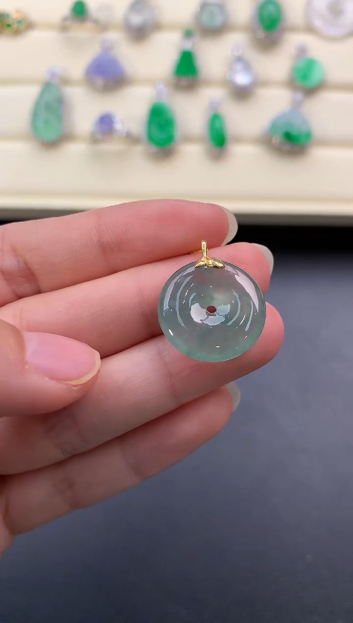 【闪购商品】翡翠颈饰18K金镶嵌D662