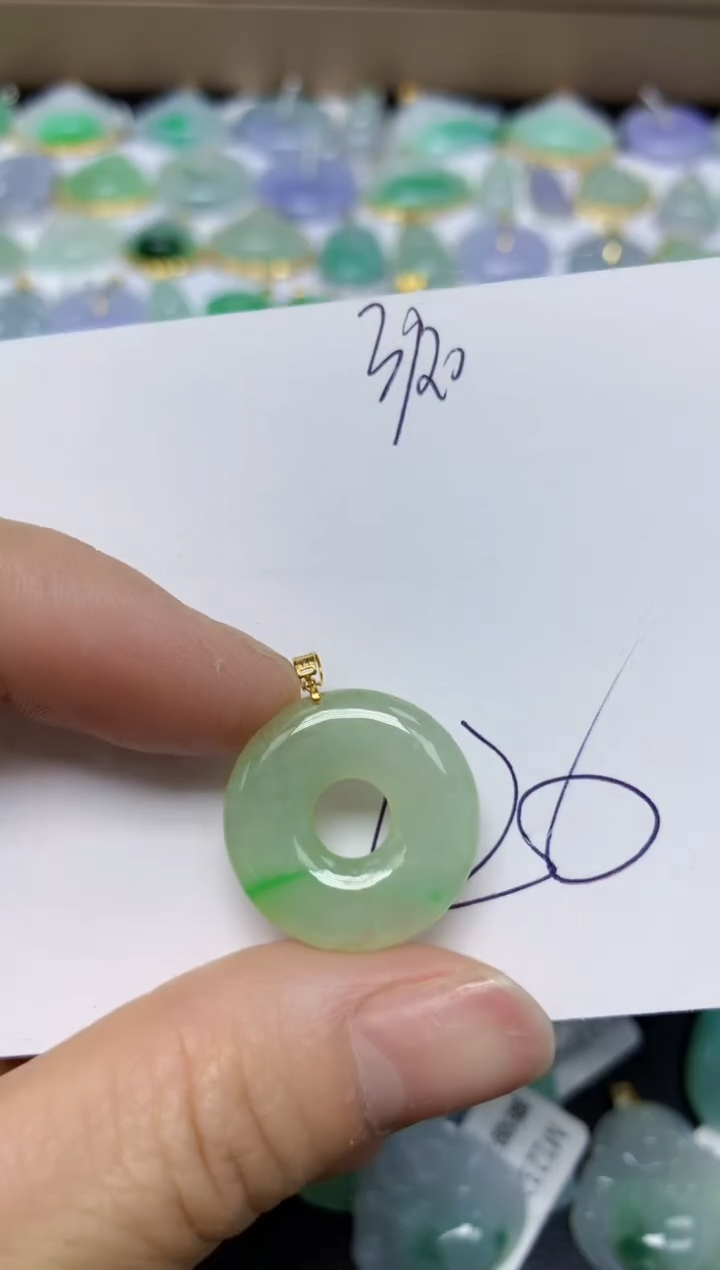 【闪购商品】翡翠挂件18K金镶嵌 天然翡翠A货