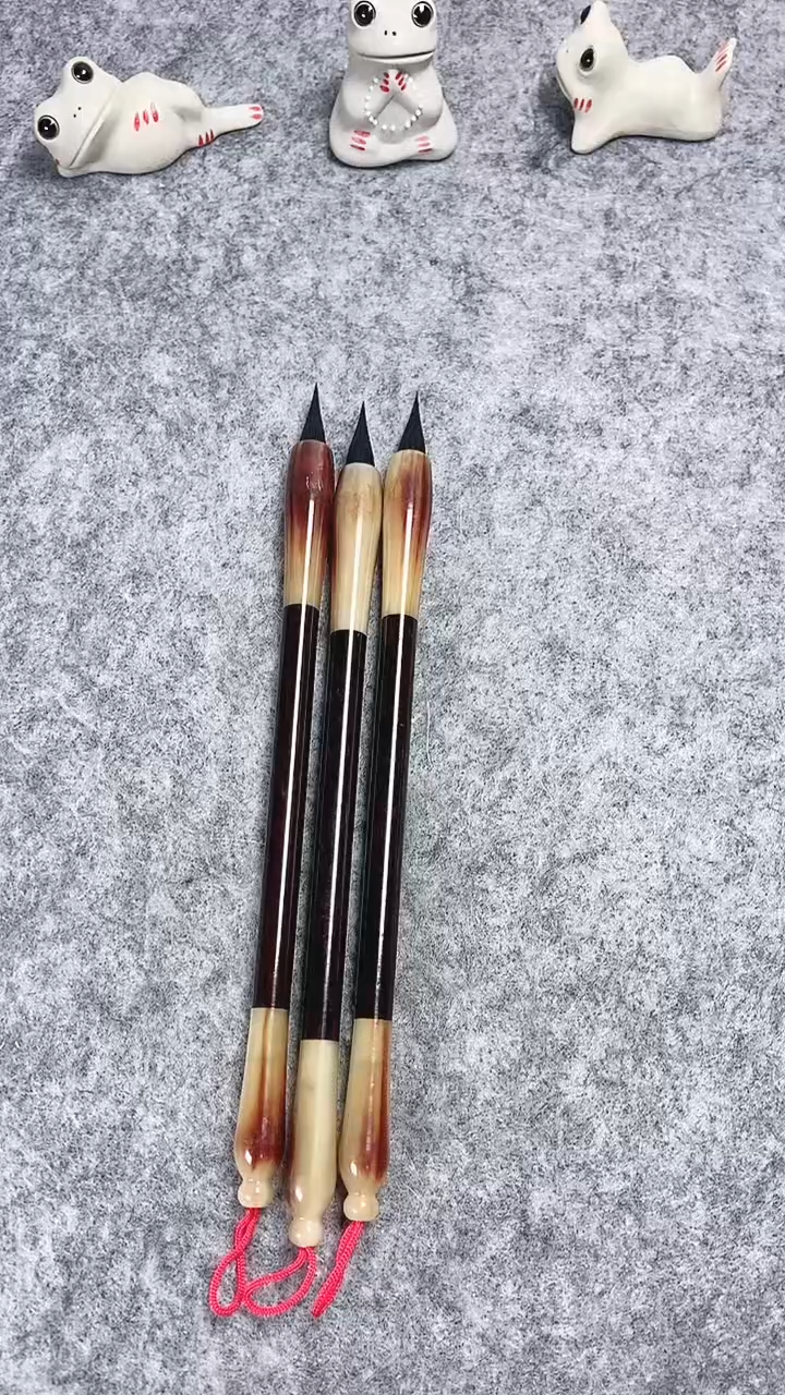 紫毫鸡距毛笔三支  出峰2.3