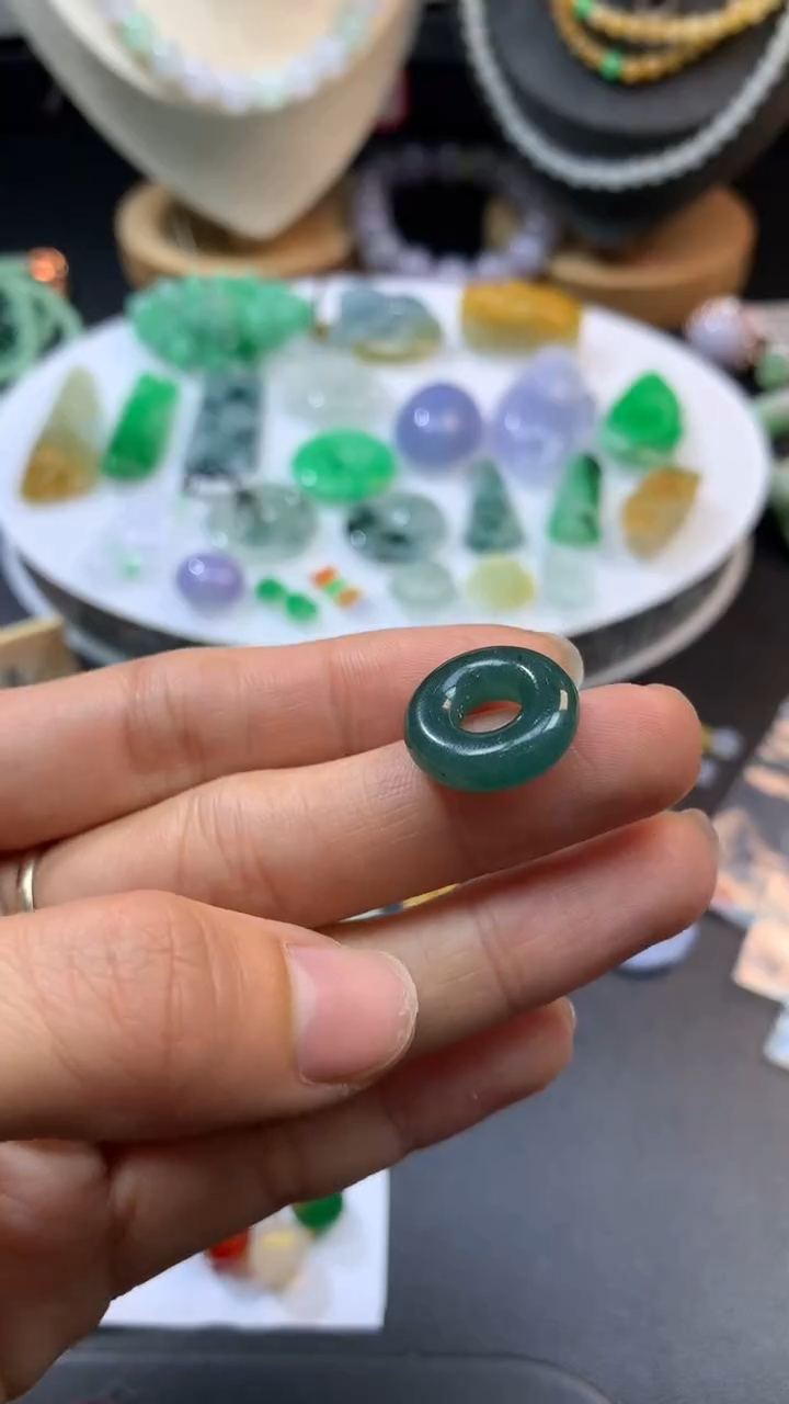 【闪购商品】定制翡翠未镶嵌翡翠