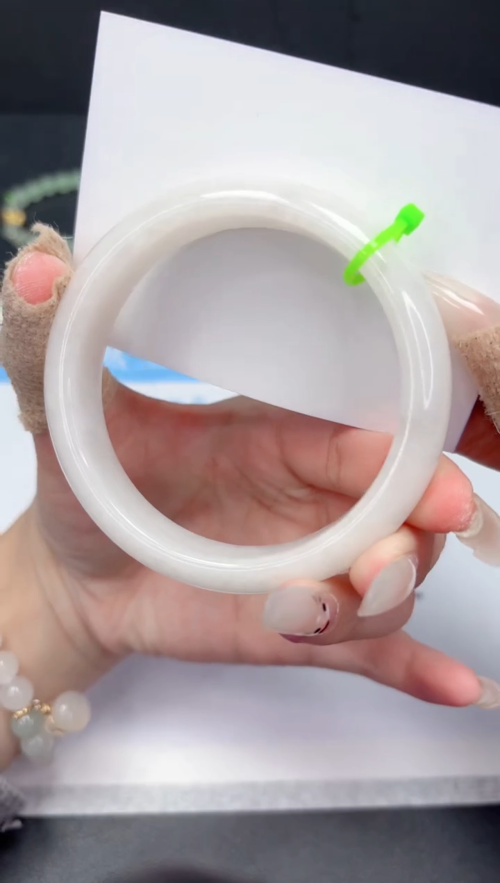 【闪购商品】和田玉手镯未镶嵌420-61.1