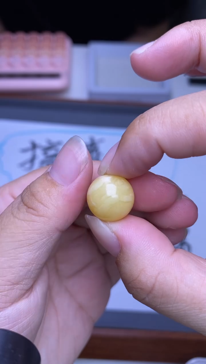 裸石琥珀未镶嵌大小姐珠宝严选23