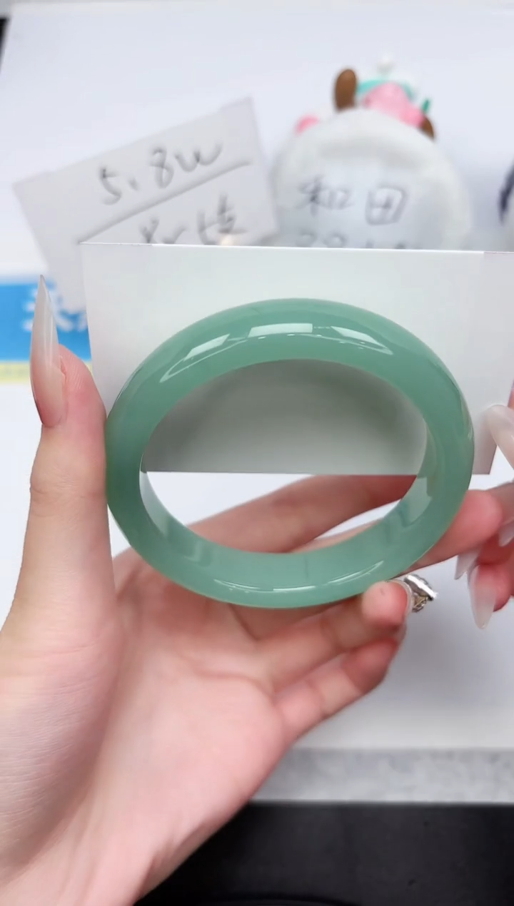 石英质玉手镯未镶嵌420-63