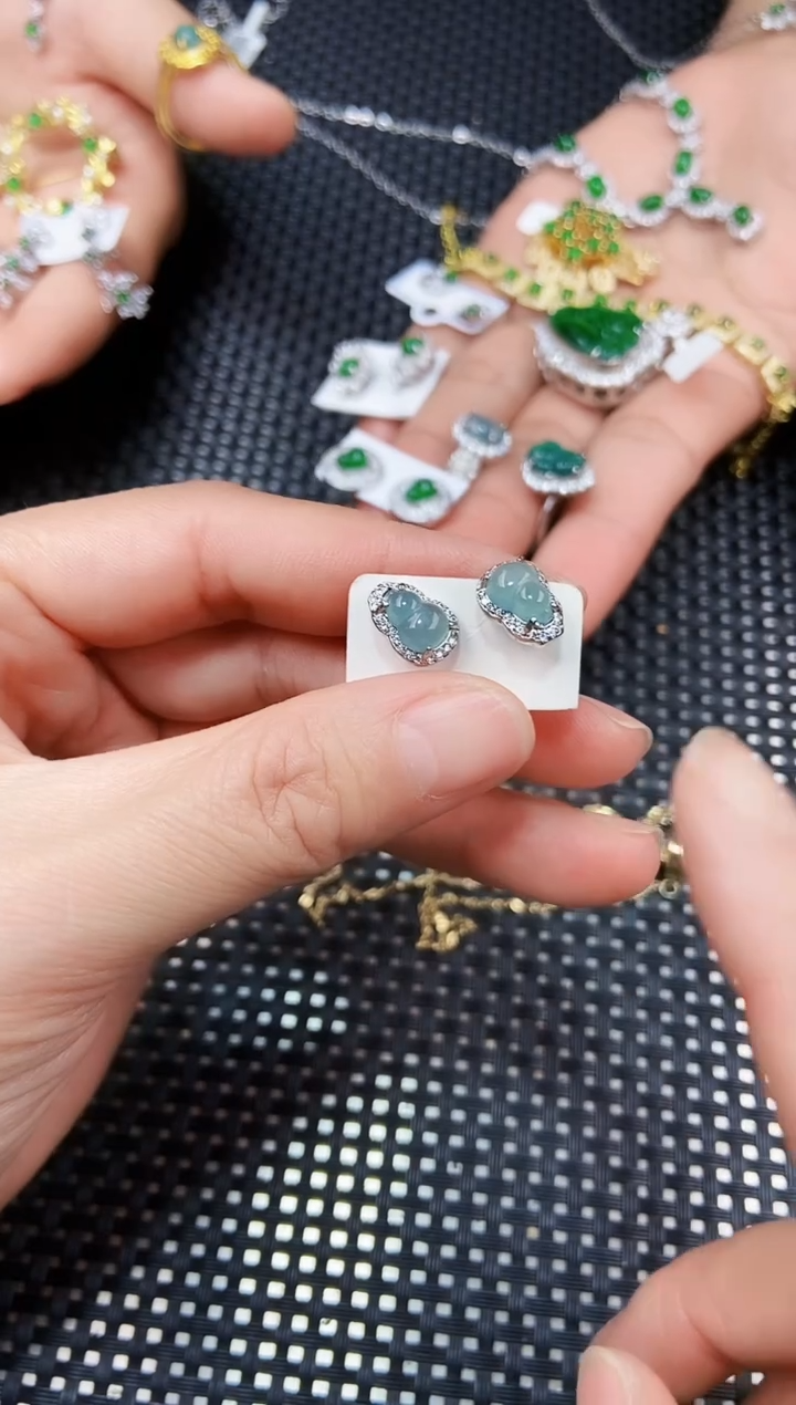 【闪购商品】翡翠耳饰未镶嵌111111111