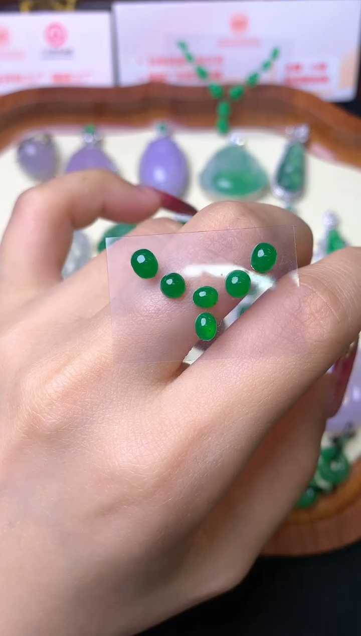 【闪购商品】定制翡翠未镶嵌裸石（镶嵌定制）