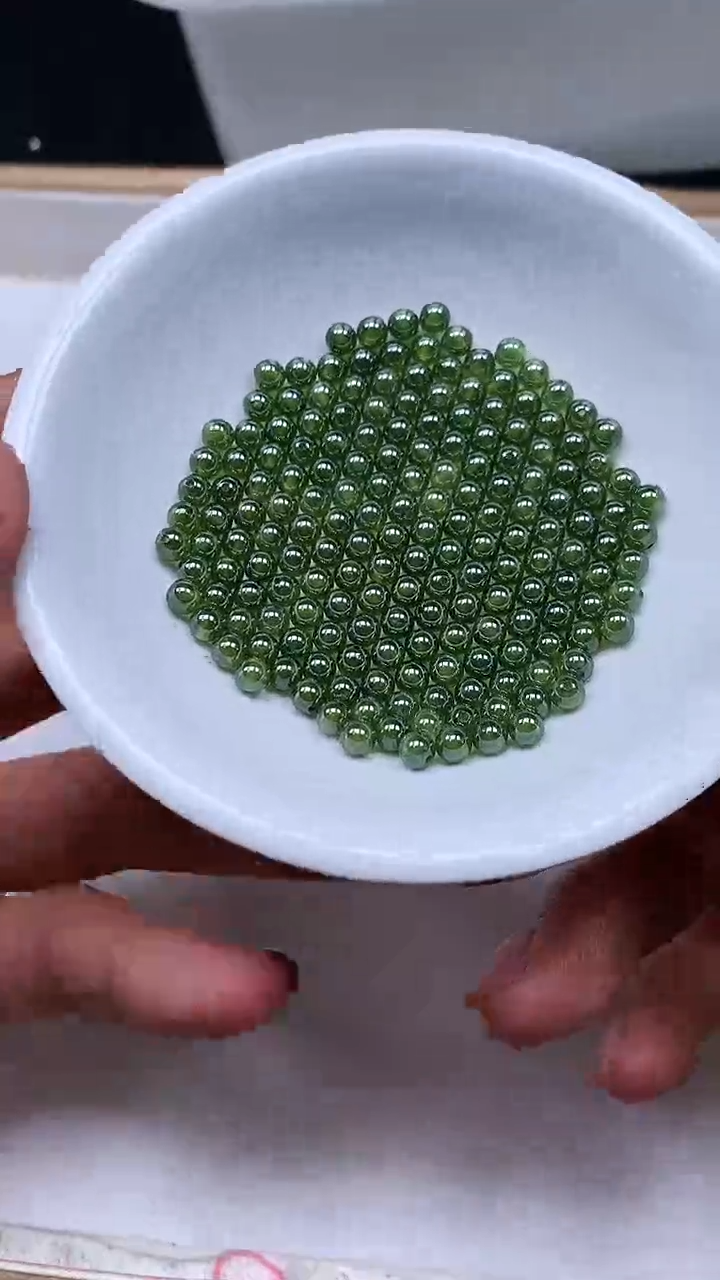 未镶嵌散珠红宝石M459 绿 宝石4mm10个9.9元