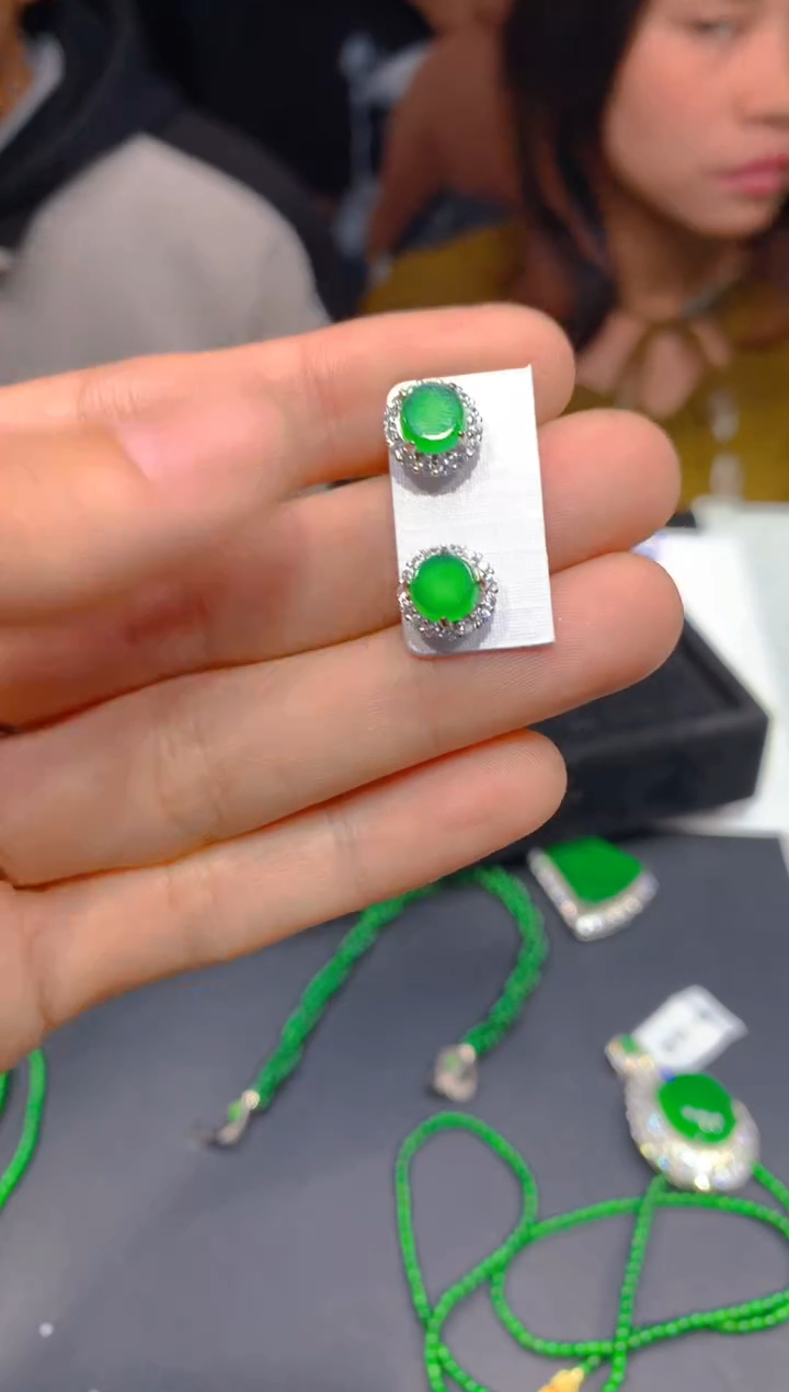 【闪购商品】定制翡翠未镶嵌296多样性发货（发其一）