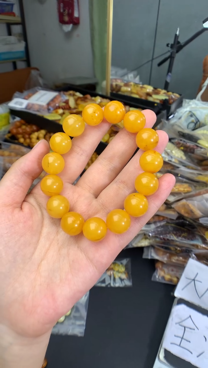 蜜蜡未镶嵌珠宝奇石1