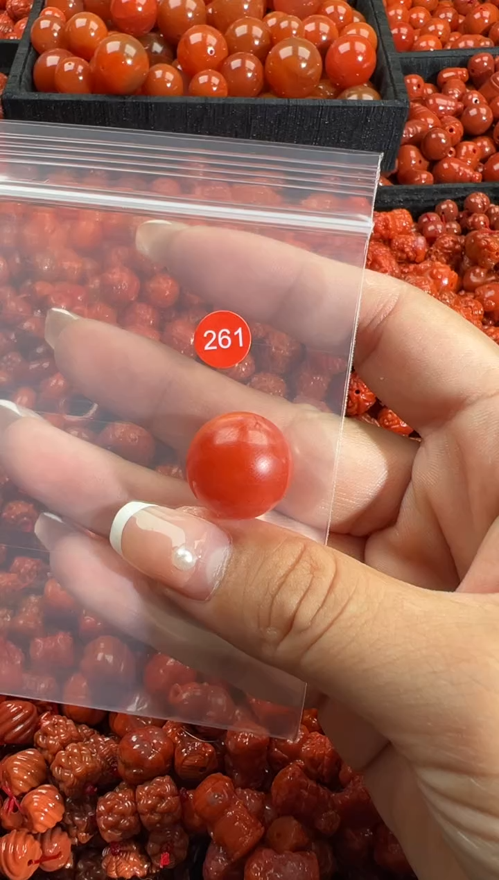 颈饰未镶嵌南红玛瑙1