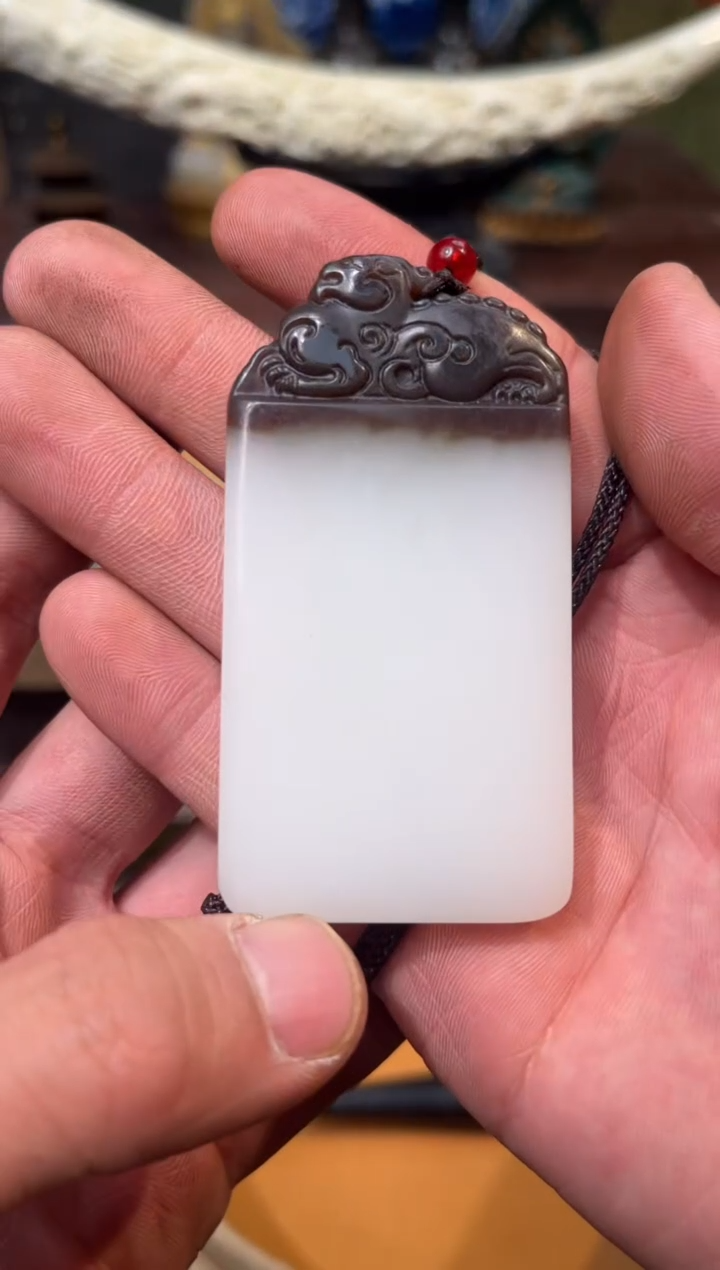 【闪购商品】和田玉吊坠(赠链)未镶嵌125羊羊羊羊羊羊羊羊