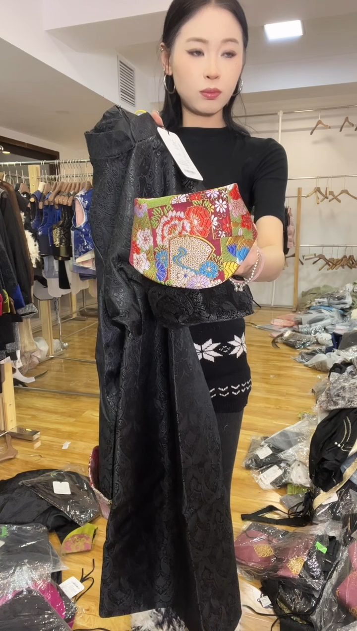 连衣裙       L码          80-110斤（福利）（没有腰带）