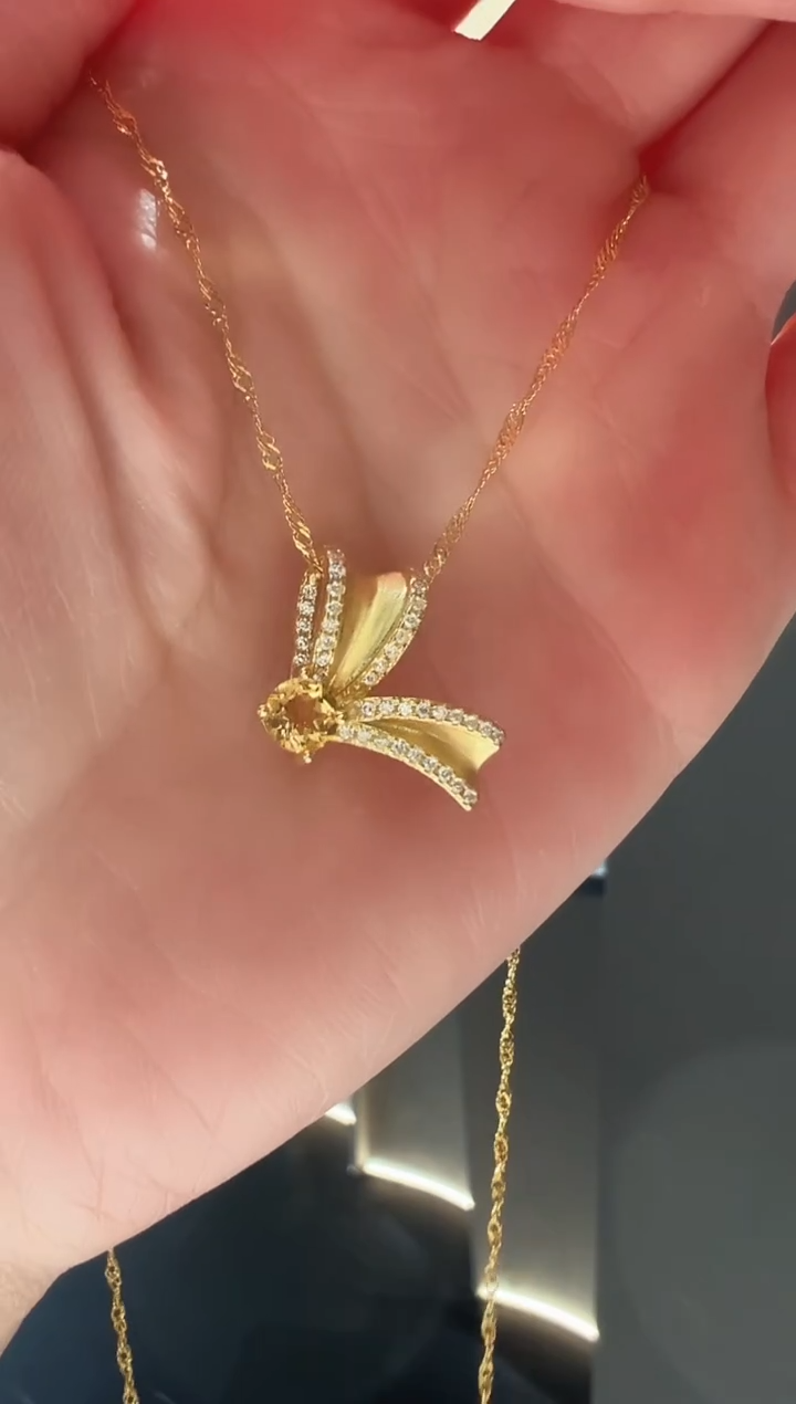 【闪购商品】水晶吊坠(赠链)银S925镶嵌8】多样性发其一