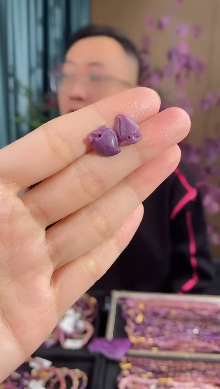 【闪购商品】苏纪石（舒俱来）耳钉18K金镶嵌927