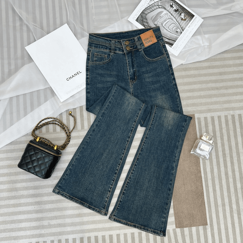 复古蓝双排扣微喇叭牛仔裤女春季新款高腰百搭修身显瘦裤显腿长