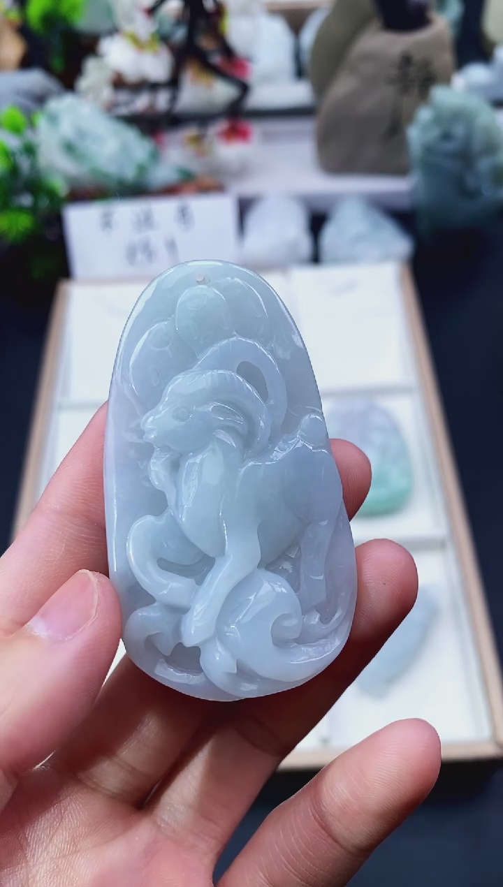 颈饰未镶嵌翡翠天然缅甸A货翡翠