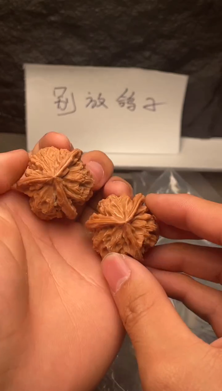吊坠文玩核桃49真笨