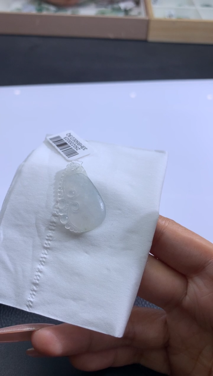 【闪购商品】定制翡翠未镶嵌翡翠