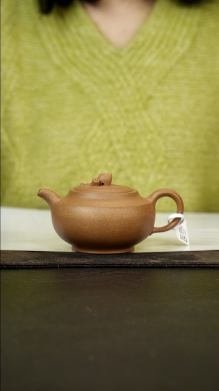 茶壶紫砂7****6壶小生灵桃玉成窑