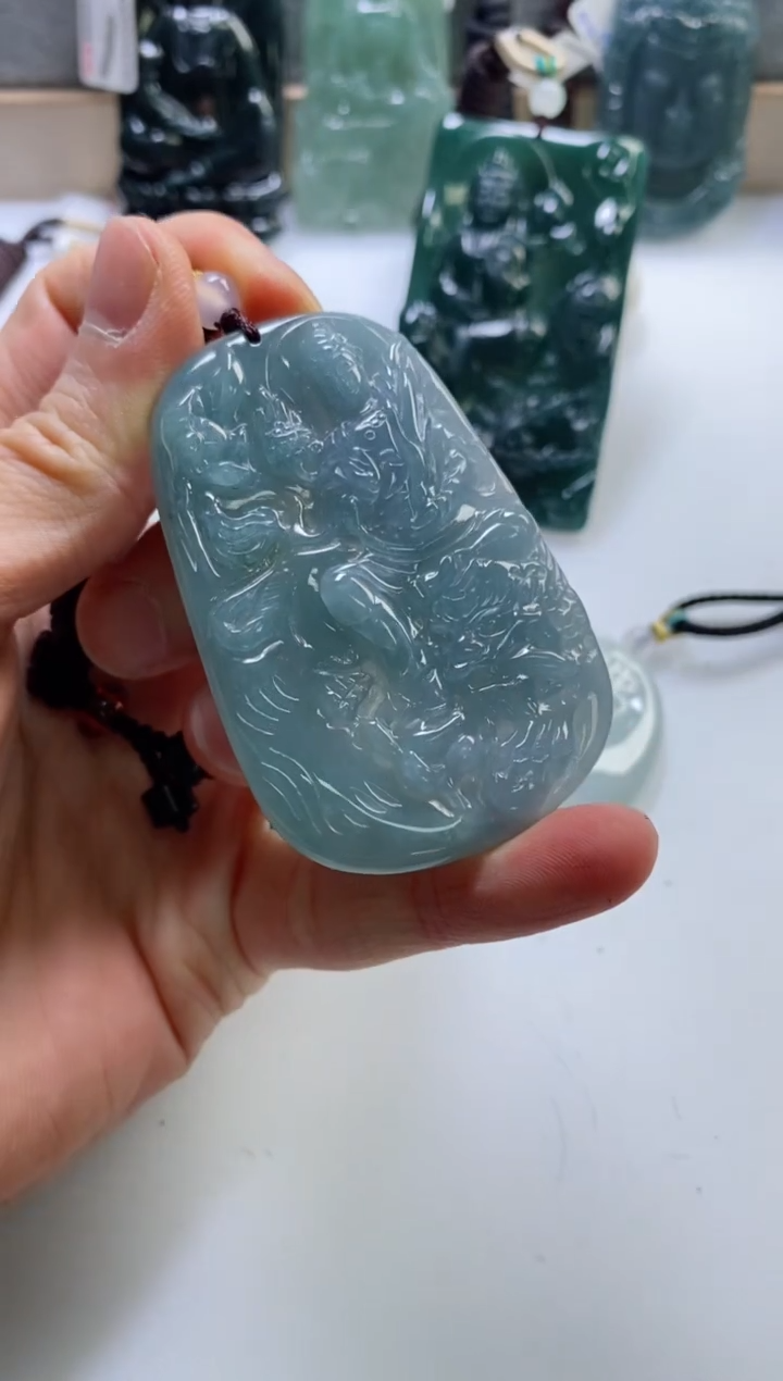 【闪购商品】翡翠挂件未镶嵌             
