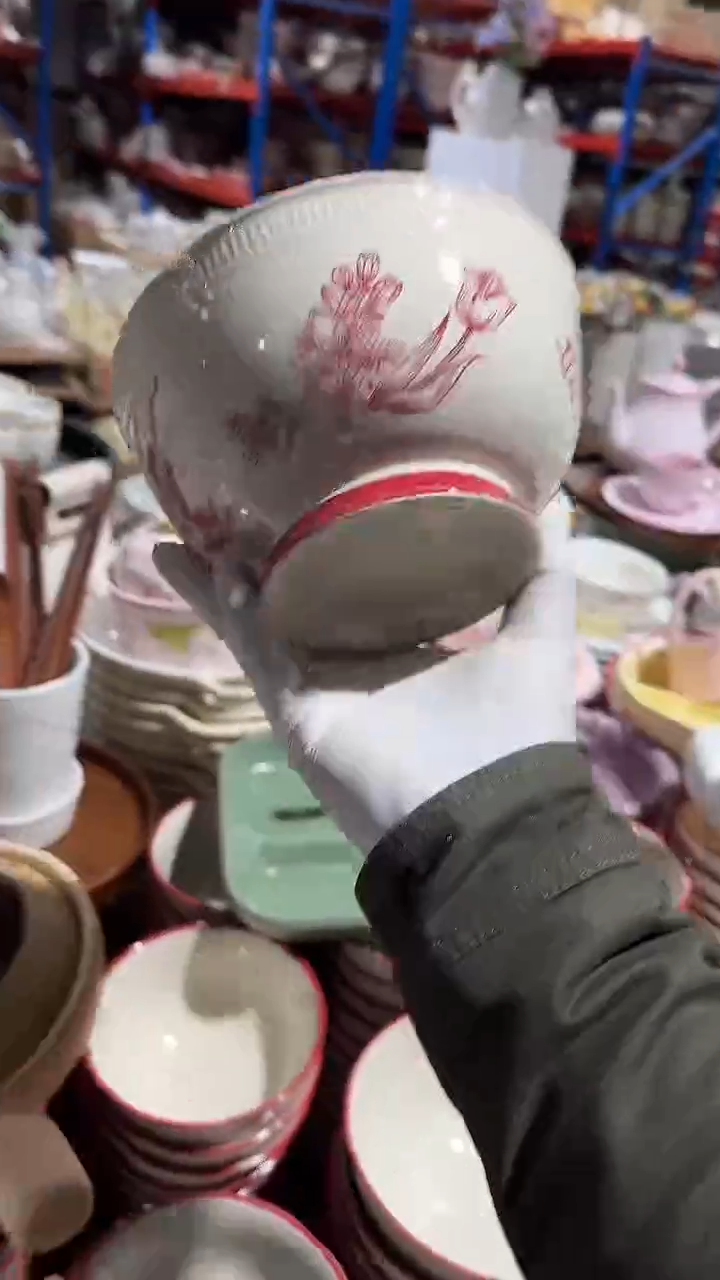 陶瓷铃兰面碗微瑕 凑满20元包邮