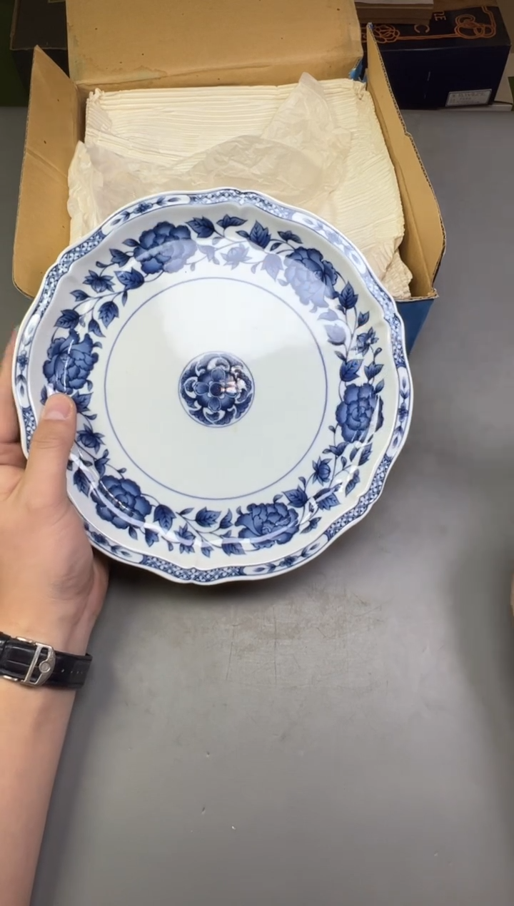 瓷片高****墙765号满30米包邮，碰瓷社感谢您的支持~