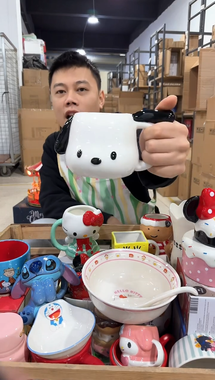 瓷片帕恰狗头杯 