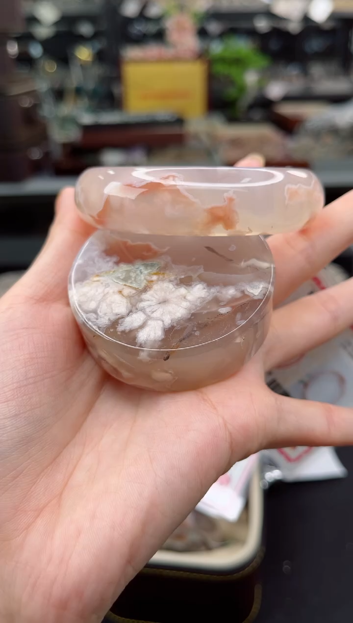 【闪购商品】石英质玉手镯未镶嵌57圈口（赠品镯心）6536129
