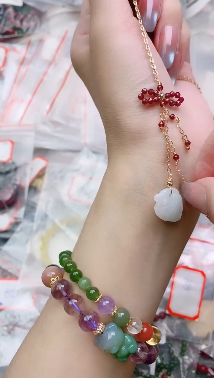 翡翠未镶嵌颈饰多样性发拍一发一