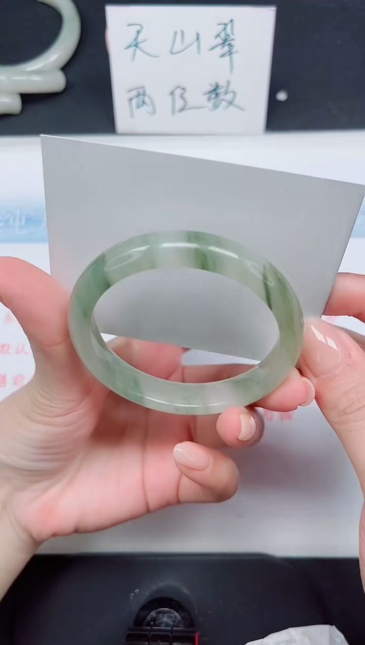 【闪购商品】石英质玉手镯未镶嵌207-55.2