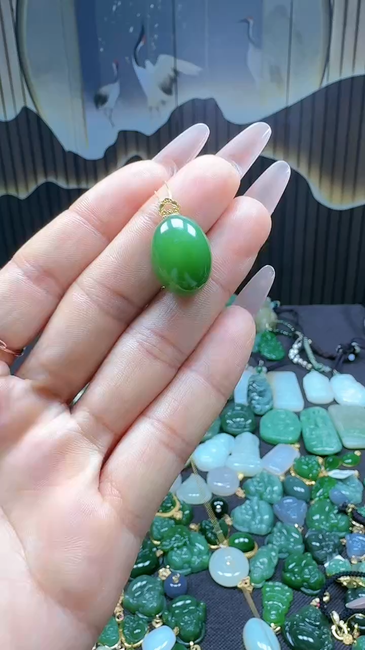 【闪购商品】和田玉吊坠(不含链)18K金镶嵌1