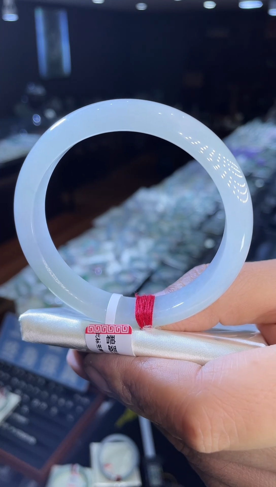 未镶嵌手镯翡翠56