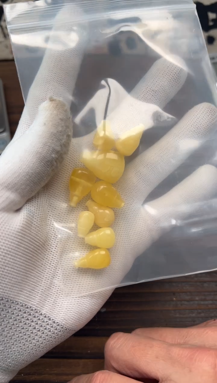 未镶嵌蜜蜡裸石蜜蜡配饰