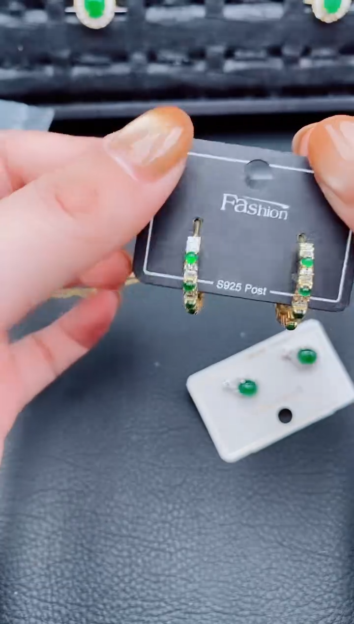 【闪购商品】翡翠耳饰银S925镶嵌天然a货翡翠431