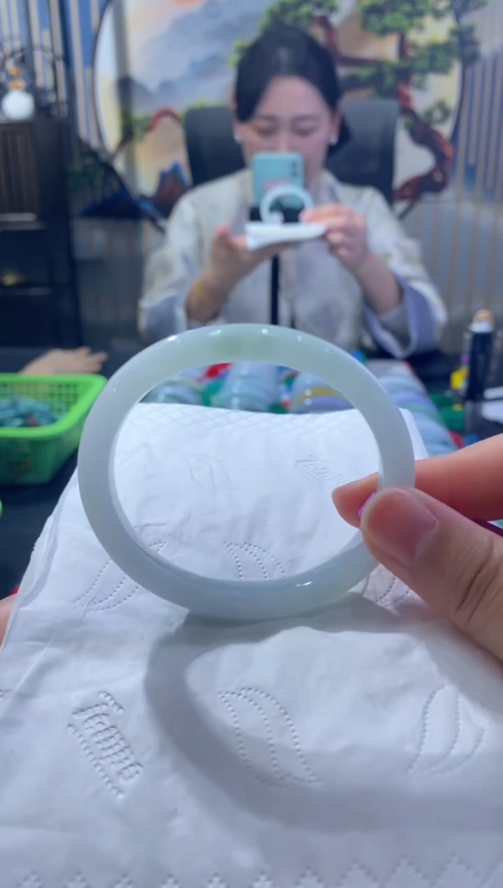 【闪购商品】翡翠手镯未镶嵌00008330