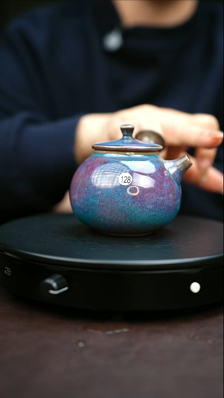 128#原矿钧瓷炉钧釉侧把壶