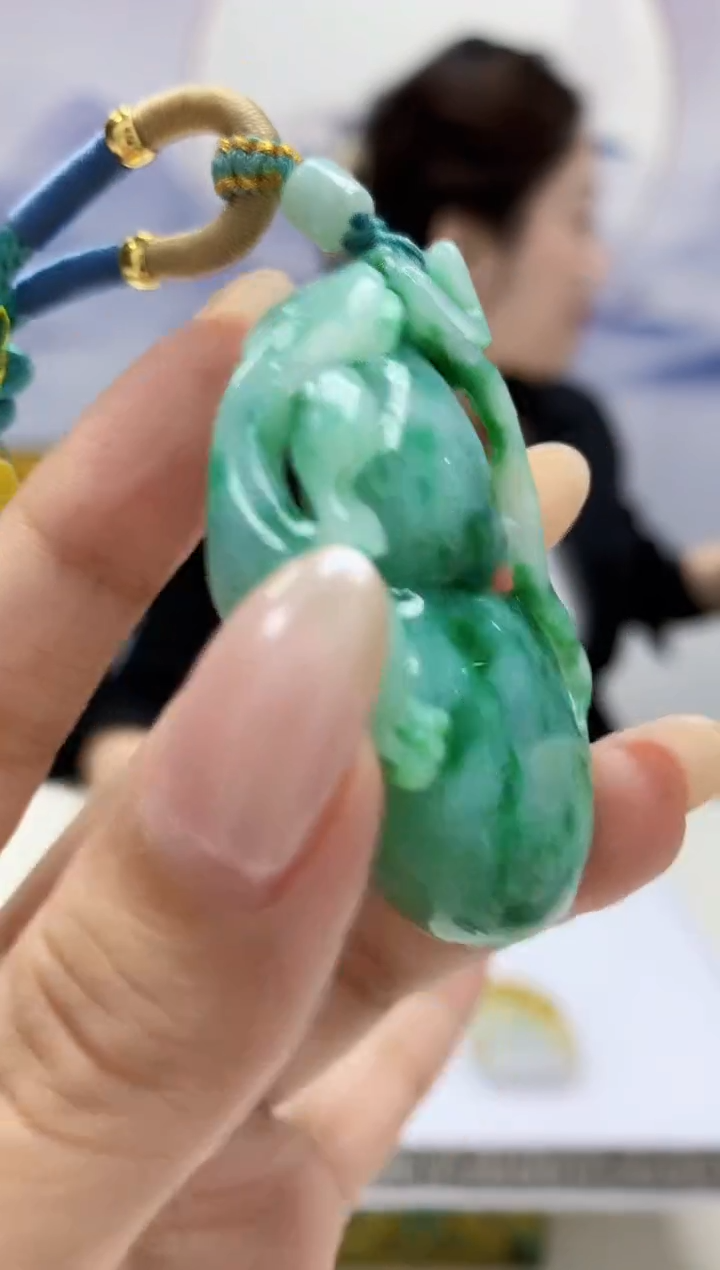 未镶嵌定制翡翠3099xx-毛货挂件70