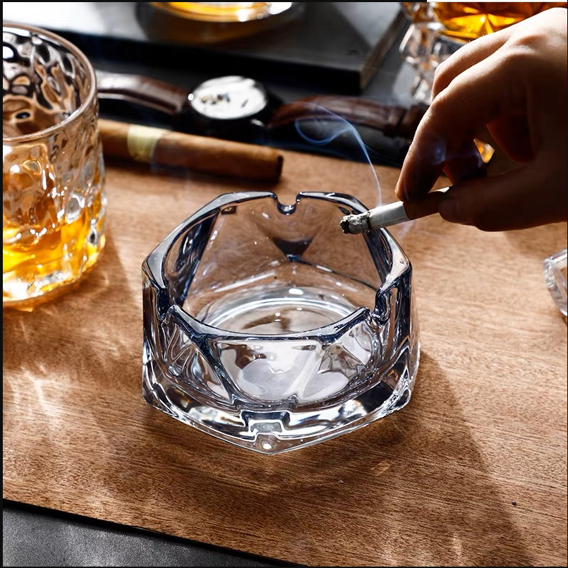 玻璃烟灰缸家用摆件C558