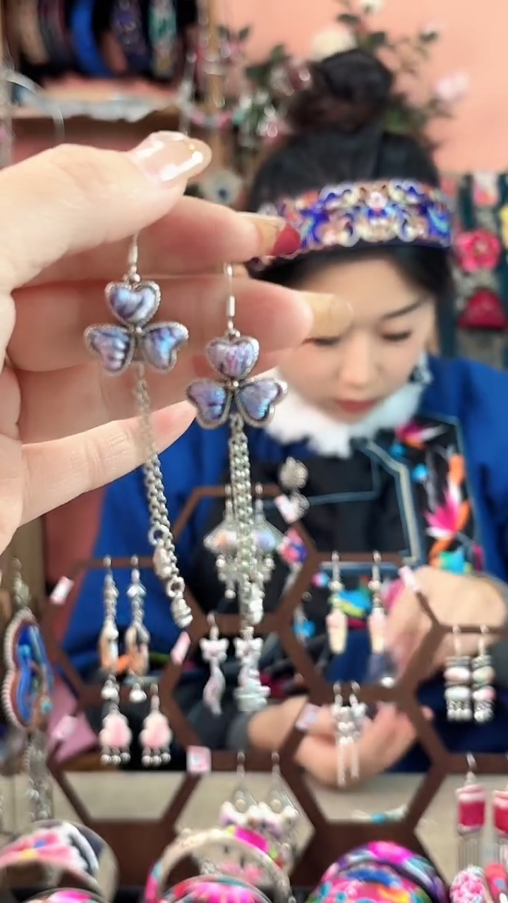 艺枝独绣手工饰品  39