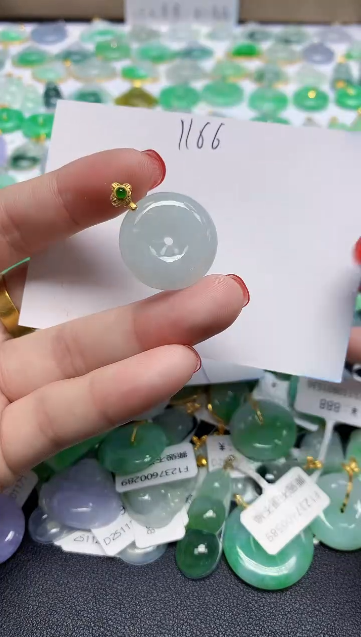 颈饰未镶嵌翡翠天然缅甸翡翠A货翡翠百元以上9元证书费自理