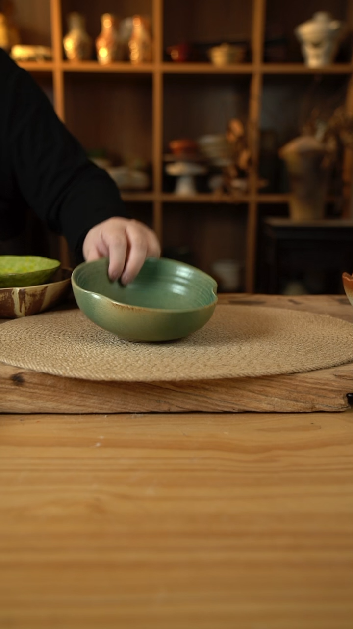 983绿色系列的6英寸手捏内螺纹碗1个