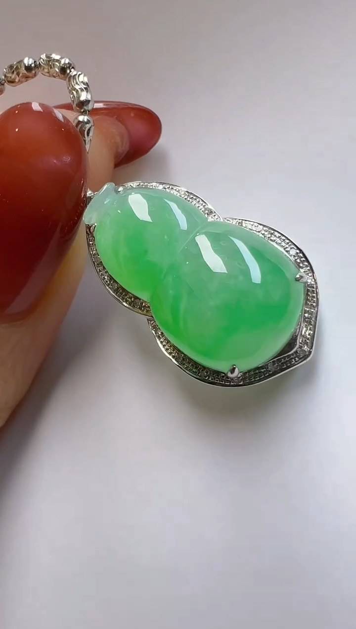 【闪购商品】翡翠吊坠(不含链)18K金镶嵌多样性团购发一件