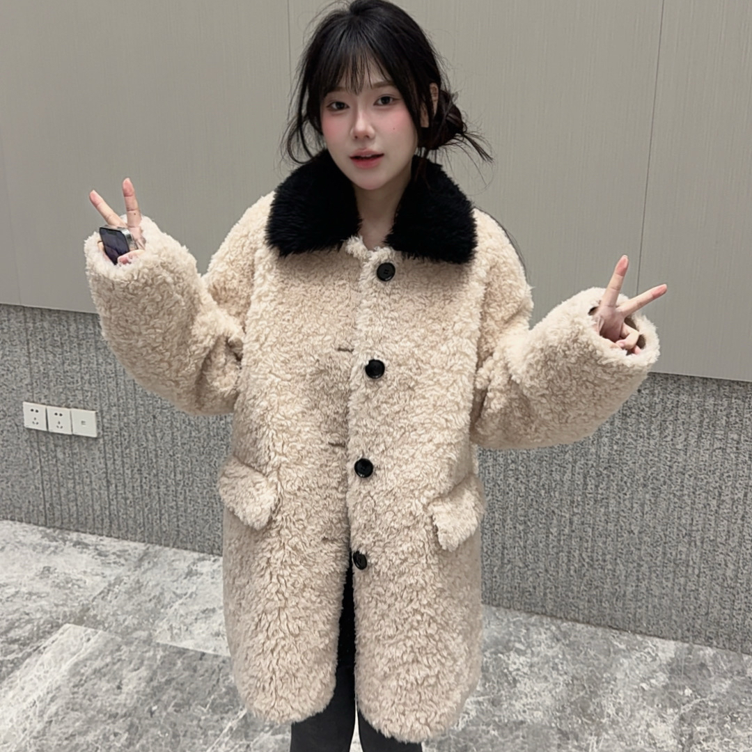【富家千金】 miu系千金感～中长款全羊毛羊剪绒外套 