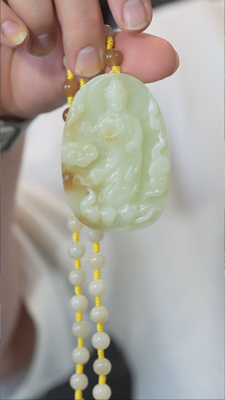 和田玉未镶嵌颈饰观音