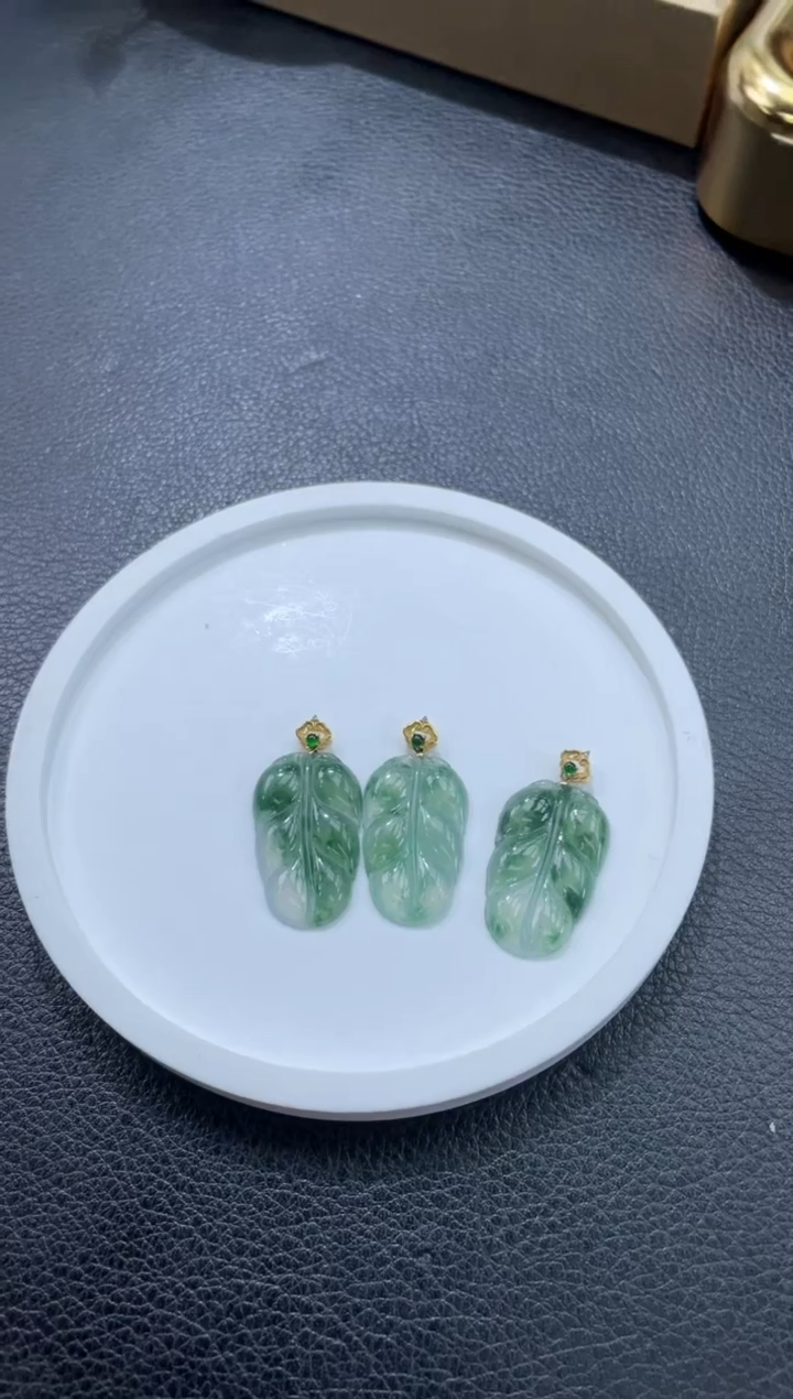 18K金镶嵌定制翡翠DDJ40893/多样性发一件