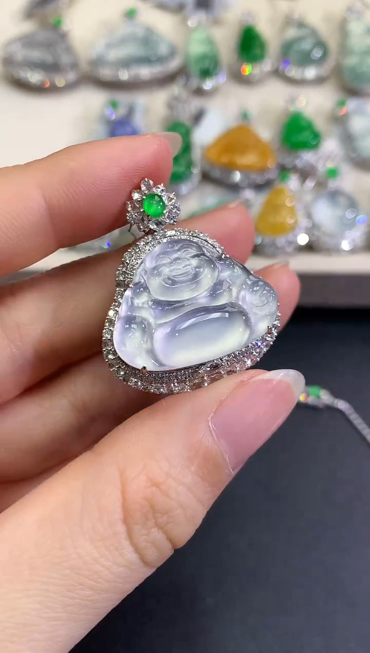 【闪购商品】翡翠颈饰18K金镶嵌D71   