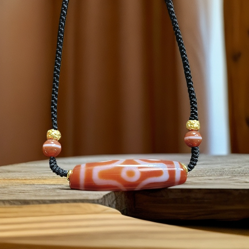 玛瑙材质吊坠项链红肉六眼
